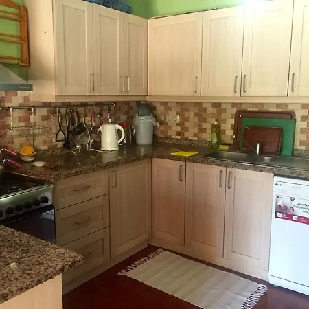 Secret Paradise Bungalow & بيت ضيافة هيسارونو