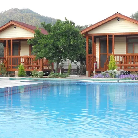 Secret Paradise Bungalow & بيت ضيافة *